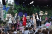 08.06.2013, Krakw, Rynek Gwny, Festiwal Zaczarowanej Piosenki organizowany przez Fundacj Mimo Wszystko Anny Dymnej - dzie pierwszy.n/z  Anna Dymna Irena Santor oraz jury festiwalu