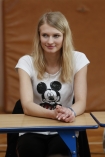 12.04.2013, Fina trzeciej edycji akcji Just Be Good organizowanej przez Ani Piszczak oraz ukasza Jaronika z Agencji Beloud. Podczas akcji zbierano maskotki, odzie, sodycze i przybory szkolne dla orodka w Bogumiku. W ramach promocji akcji, gwiazdy j wspierajce odwiedziy dzieci i modzie w szkoach w Zabierzowie i Kobylanach koo Krakowa. Anna Piszczaka