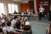 12.04.2013, Fina trzeciej edycji akcji Just Be Good organizowanej przez Ani Piszczak oraz ukasza Jaronika z Agencji Beloud. Podczas akcji zbierano maskotki, odzie, sodycze i przybory szkolne dla orodka w Bogumiku. W ramach promocji akcji, gwiazdy j wspierajce odwiedziy dzieci i modzie w szkoach w Zabierzowie i Kobylanach koo Krakowa. Anna Piszczaka Ilona Felicjaska Karolina Karolkiewicz Kamil Czostkiewicz ukasz Jaronik