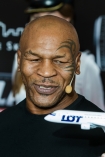 WARSZAWA 13/05/2013 KONFERENCJA PRASOWA Z UDZIALEM MIKA TYSONA, KTORY ODWIEDZIL POLSKE NA ZAPROSZENIE PRODUCENTA NAPOJOW ENERGETYCZNYCH. MIKE TYSON JEST TWARZA POLSKIEJ MARKI "BLACK". PODCZAS KONFERENCJI ZAPOWIEDZIANO WSPOLPRACE PRODUCENTA NAPOJOW ORAZ POLSKICH LINII LOTNICZYCH "LOT".
N/Z: MIKE TYSON Fot: Marcin Szajnfeld
