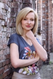 W dawnej fabryce Norblin w Warszawie odbya si konferencja prasowa drugiej serii "Londyczykw", n/z Marieta ukowska