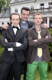 Na terenie ogrodw paacu w Zaborowie odby si piknik oraz zdjcia do serialu "Synowie" n\z Piotr Ligienza, Marcin Rj, Micha Rolnicki