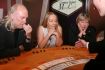 21-05-2009, W Krakowskim Kasynie w hotelu Novotel odbya si impreza z cyklu "Casinos Poland i Gwiazdy dzieciom". Gwiazdy pomagay hospicjum dla dzieci. n/z Andrzej Sikorowski, Anna Szaapak i Ewa Lipska